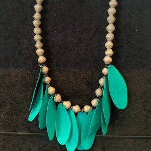 Fun turquoise green necklace